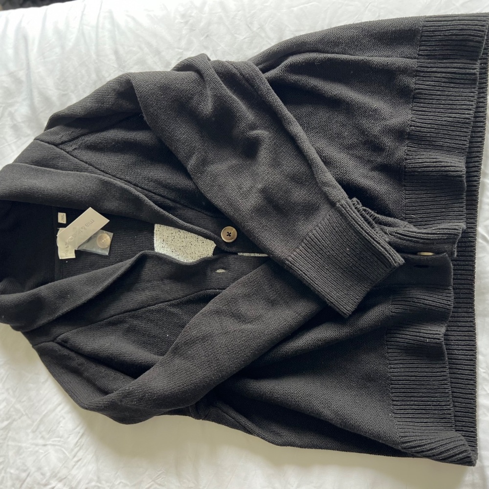 Sweater - Picture 2 of 2